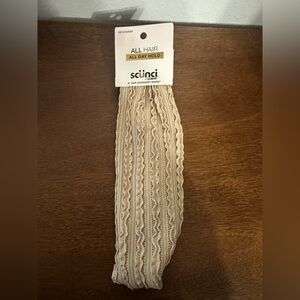 Scunci tan ruffled soft stretchy headband new women’s headband